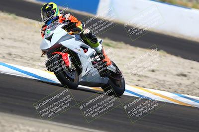 media/Jun-07-2025-TrackDaz (Sat) [[4413525952]]/C Group/1240pm (Turn 1)/